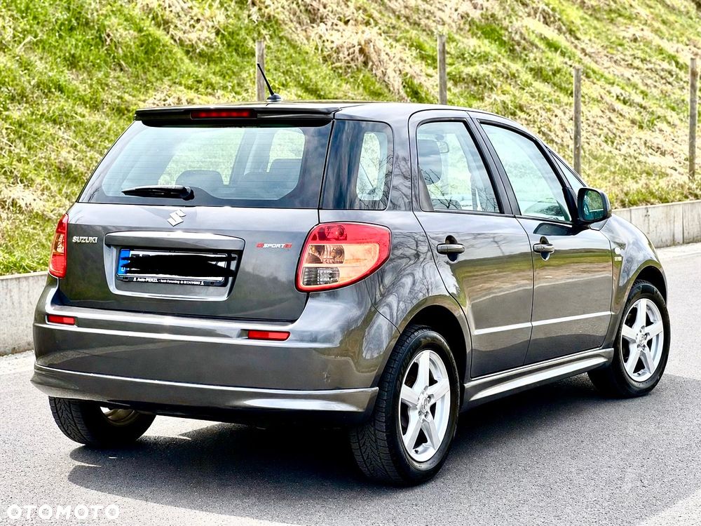 Suzuki SX4 1.6 VVT 4x2 Comfort - 2