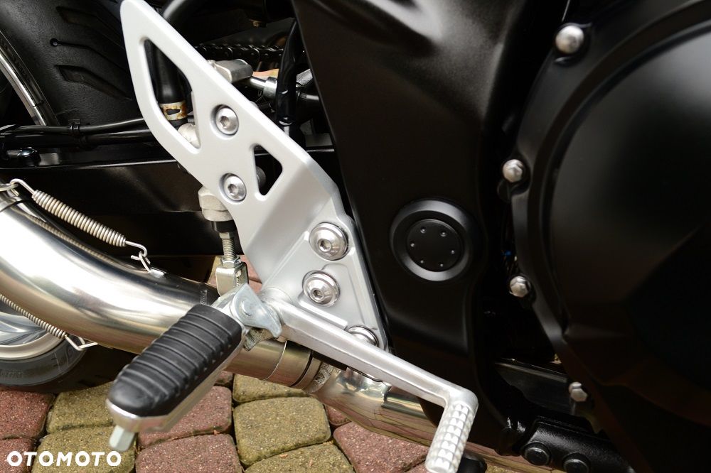 Suzuki Bandit - 22