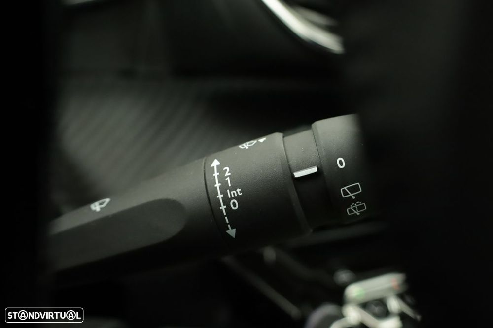 Peugeot 208 1.2 PureTech Style - 19