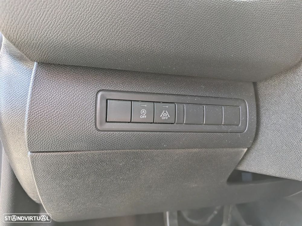 Peugeot 308 SW BlueHDi 120 Stop & Start Business-Line - 24