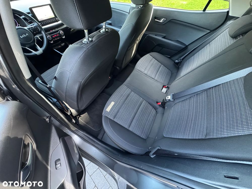Kia Stonic - 33