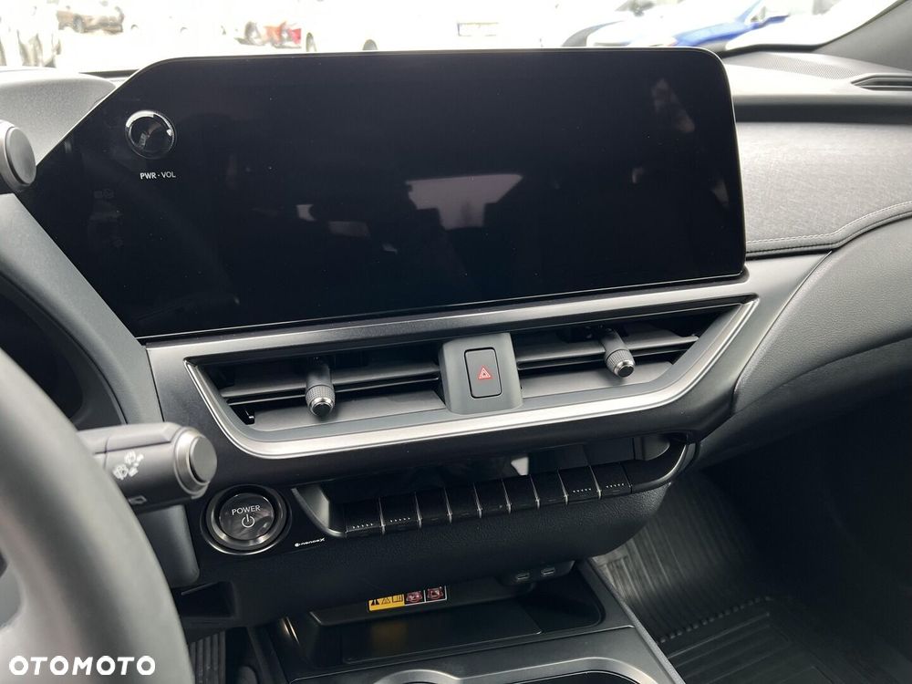 Lexus UX - 17