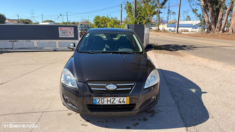 Kia Ceed 1.6 CRDi LX - 8