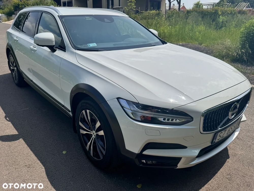 Volvo V90 D4 SCR Momentum Pro - 5