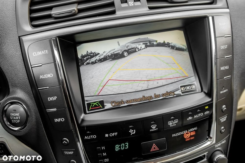 Lexus IS 250 Executive Line - 30