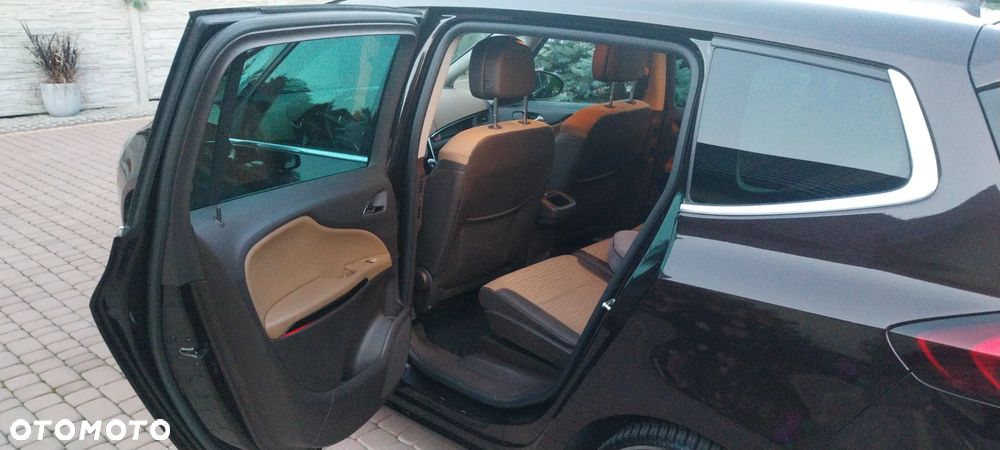 Opel Zafira 2.0 CDTI Cosmo - 6