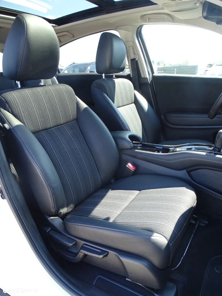 Honda HR-V 1.5 i-VTEC CVT Executive - 12