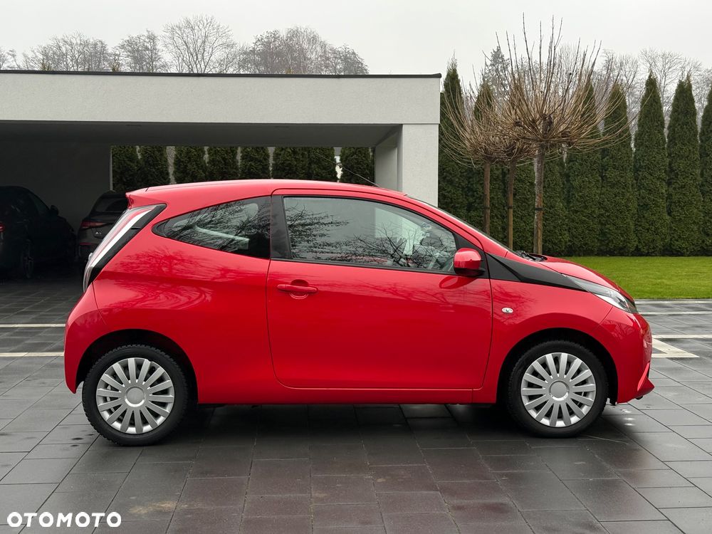 Toyota Aygo x-play - 7