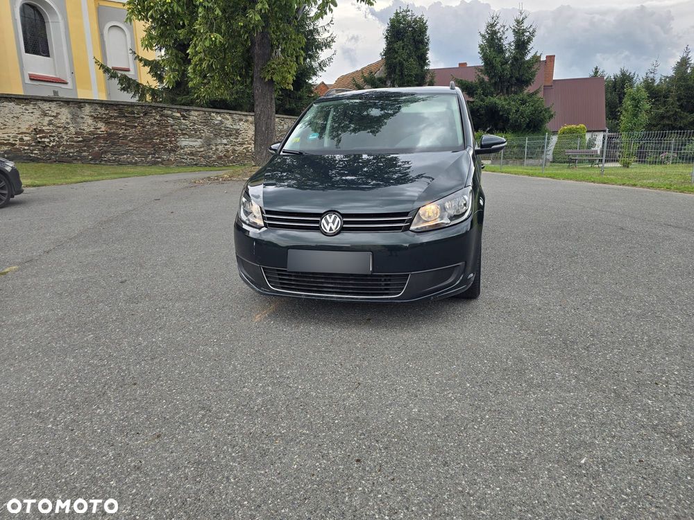 Volkswagen Touran - 1