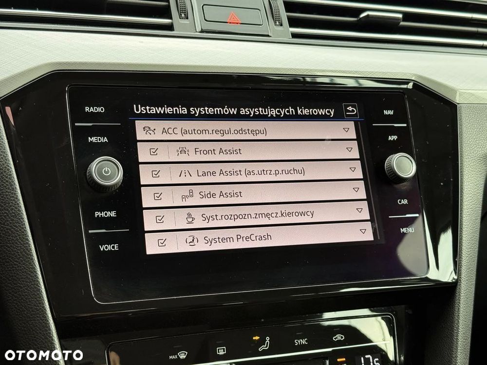 Volkswagen Passat Variant 1.5 TSI EVO Business DSG - 30