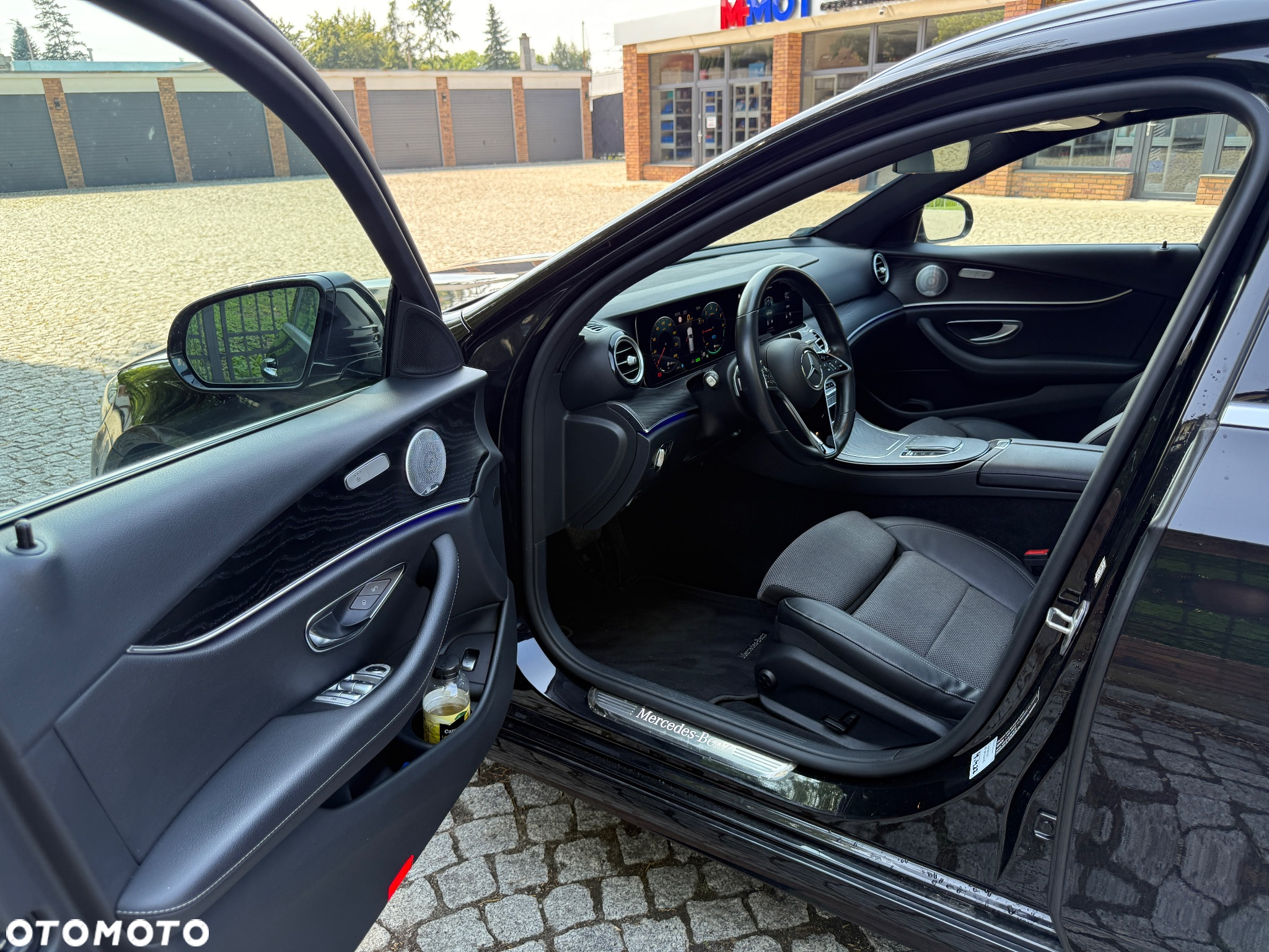 Mercedes-Benz Klasa E 300 d 9G-TRONIC - 10