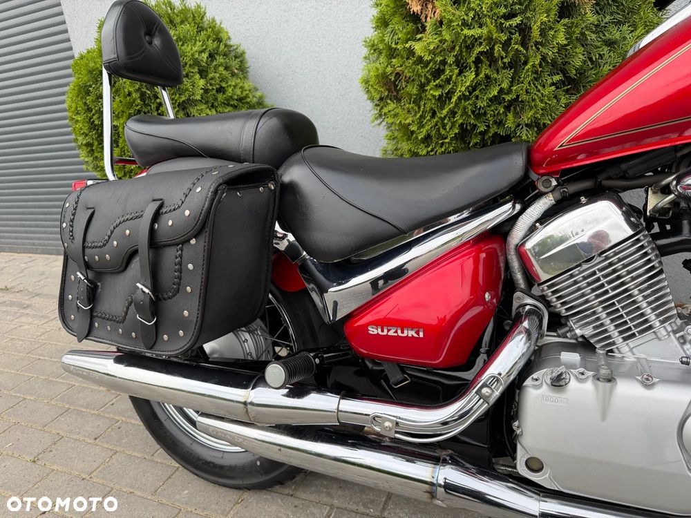 Suzuki Intruder - 24
