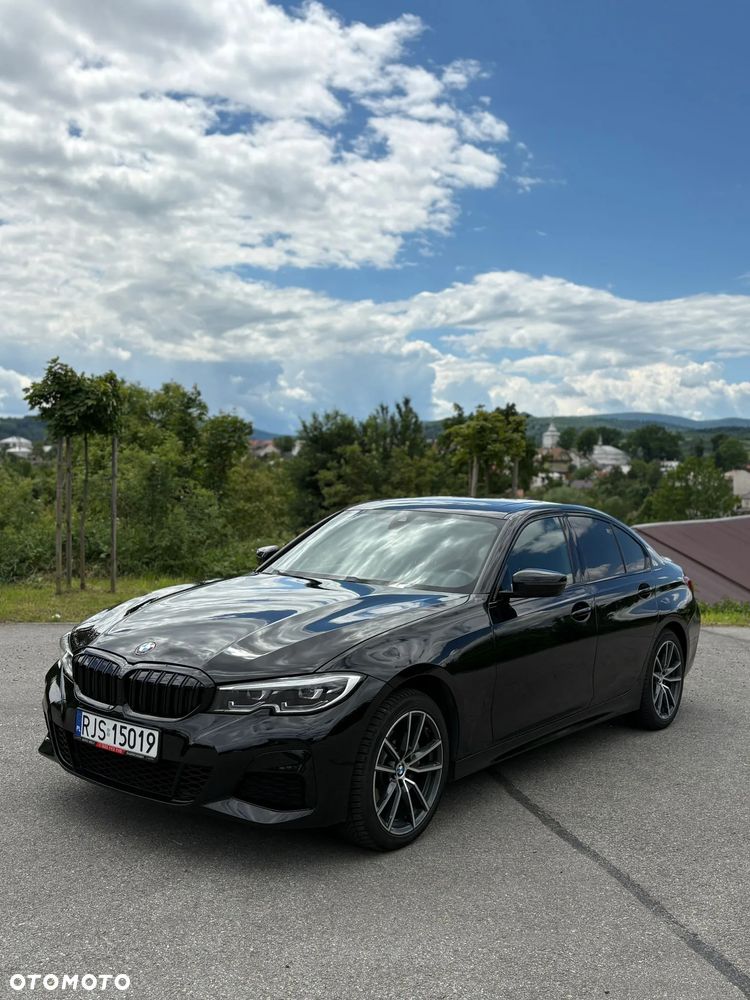 BMW Seria 3 330i M Sport sport - 1