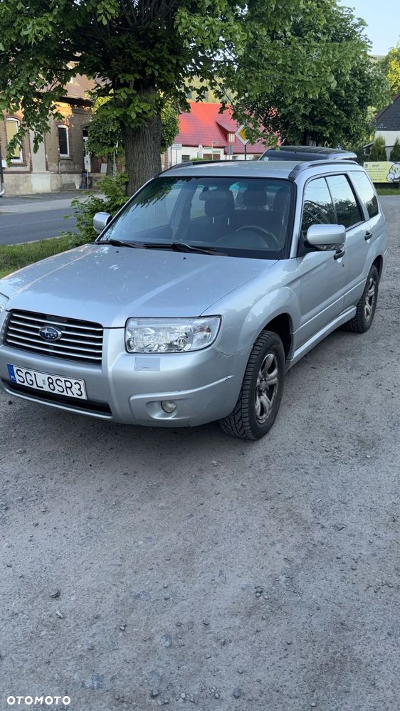 Subaru Forester 2.0 XA TRE - 1