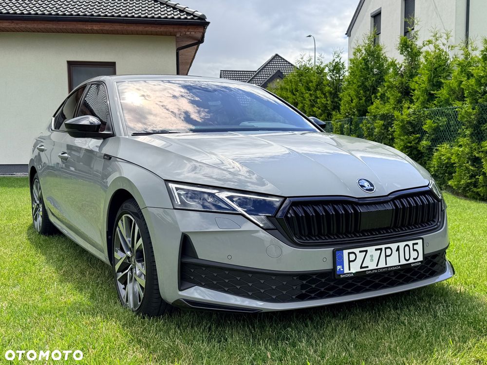 Skoda Octavia 2.0 TDI Sportline DSG - 3