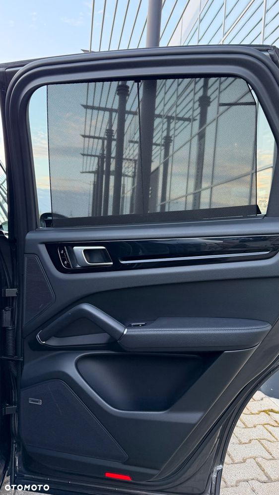 Porsche Cayenne Platinum Edition - 20