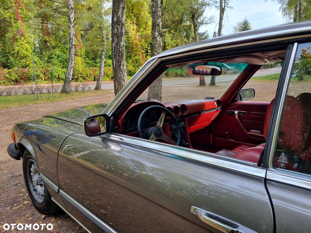 Mercedes-Benz SLC - 27