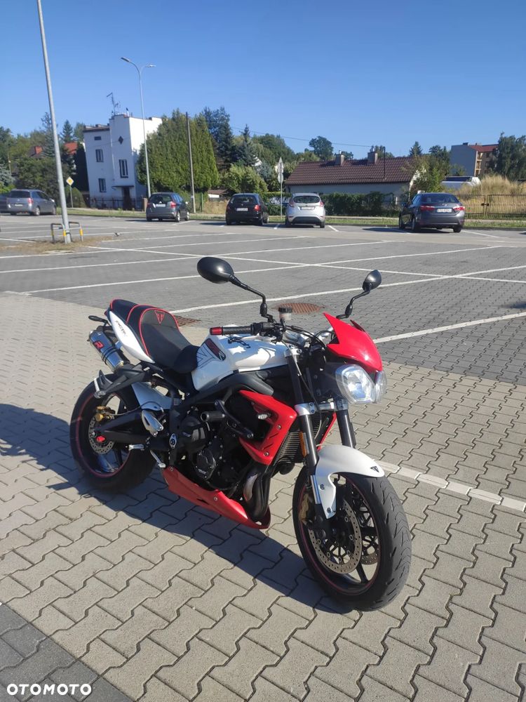 Triumph Street Triple - 23
