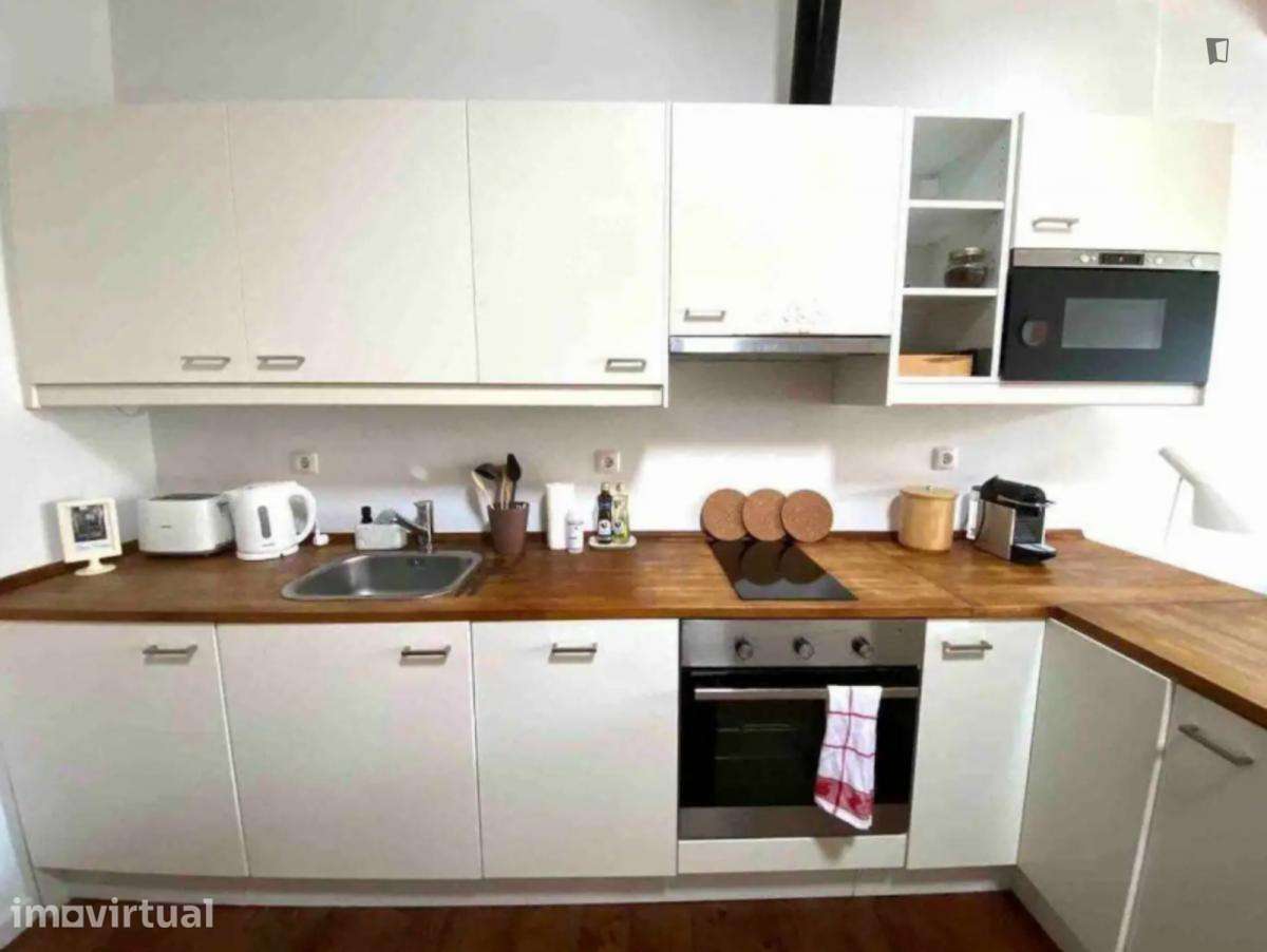 Apartamento com 1 quartos - localizado em Lapa Lisbon - Grande imagem: 2/17