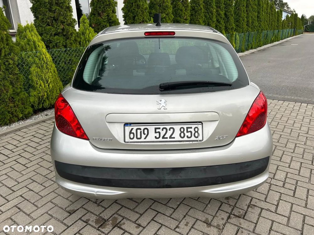 Peugeot 207 1.4 Presence Grand Prix - 11