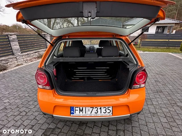 Volkswagen Polo Cross 1.6 - 13