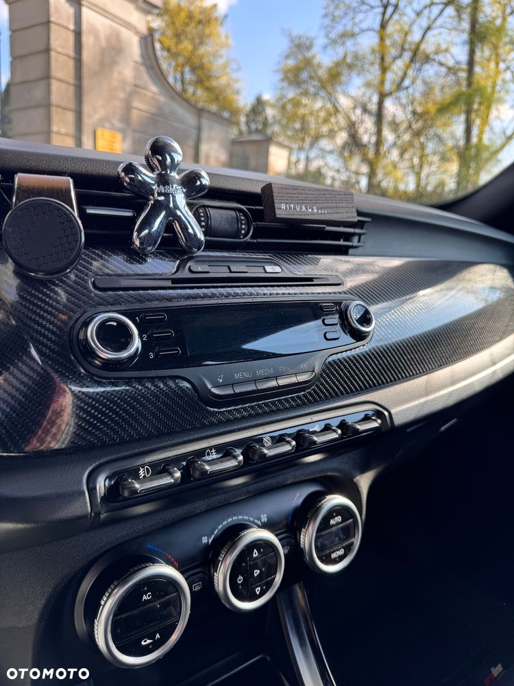 Alfa Romeo Giulietta 1.4 TB 16V Multiair - 13
