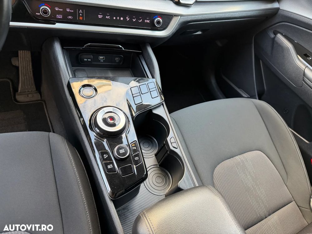 Kia Sportage 1.6 T-GDI HEV 6AT 4x2 Style - 15