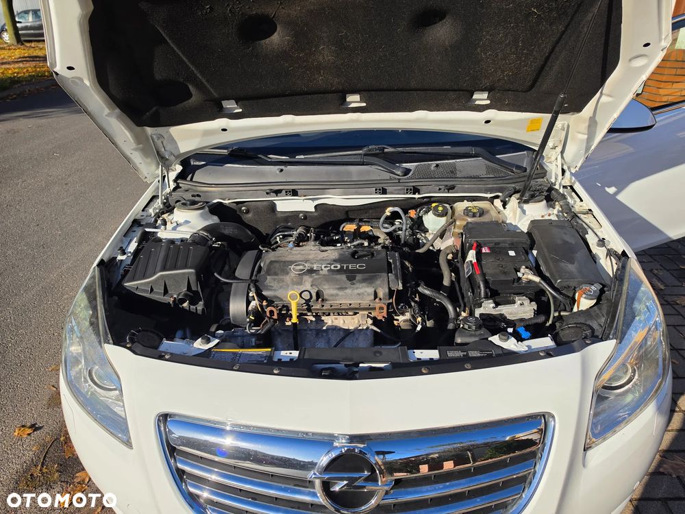 Opel Insignia - 22