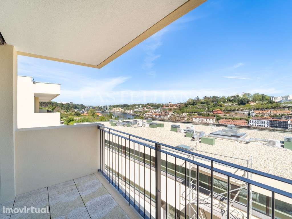 Apartamento T2 duplex com vista frontal de rio em Vila Nova de Gaia - Grande imagem: 2/38