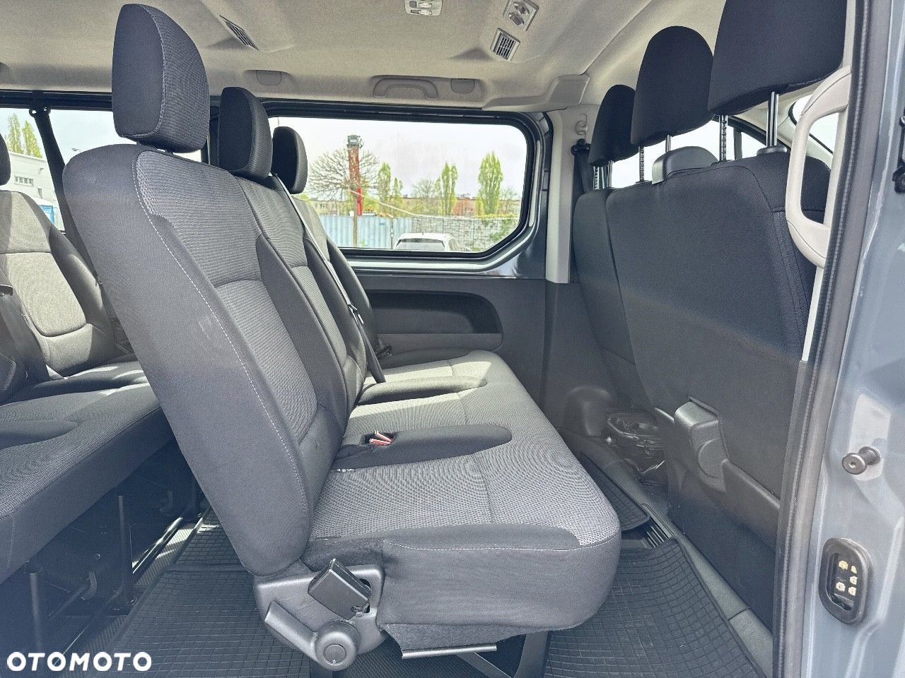Renault Trafic - 10