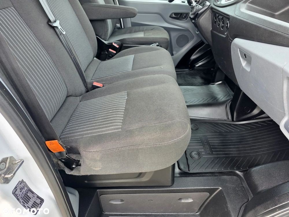 Ford TRANSIT 2,0 TDCI 170 KONNY WYWROTKA 3 STRONNA DOKA BRYGADÓWKA 7 OSOBOWA KLIMA WEBASTO LEDY 150T/KM PRZEBIEGU BLIŻNIAKI DO 3,5T WYWROT GWARANCJA - 19