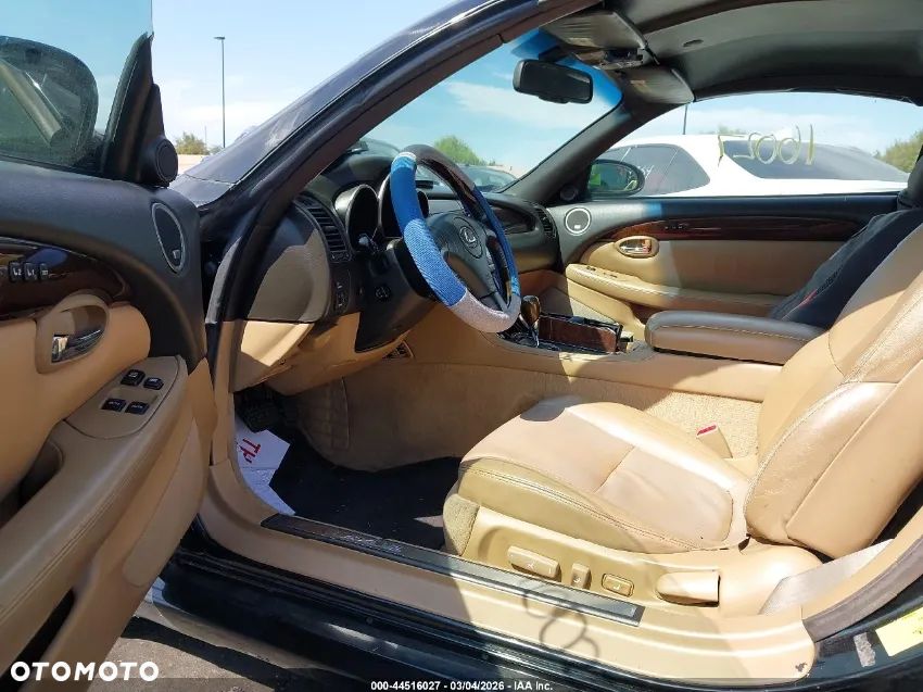 Lexus SC 430 - 17