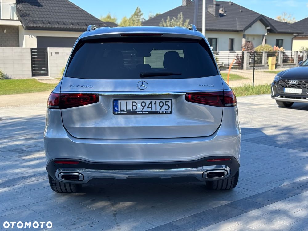 Mercedes-Benz GLS - 9