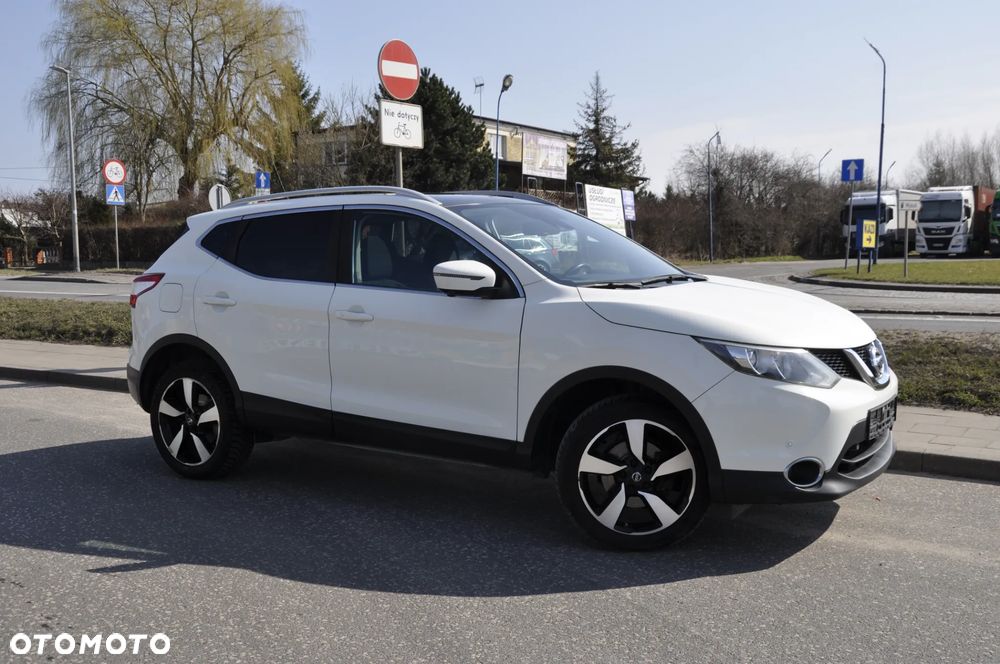 Nissan Qashqai 1.6 dCi Tekna S&S - 6