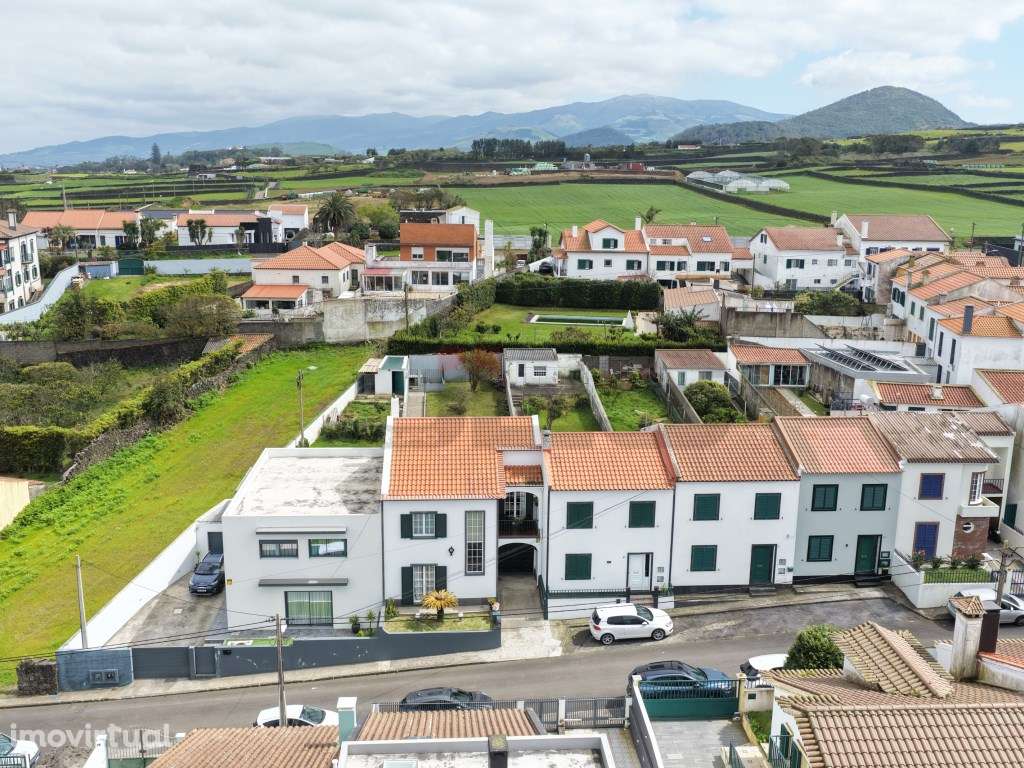 Moradia T3 Pico da Pedra - Grande imagem: 4/43