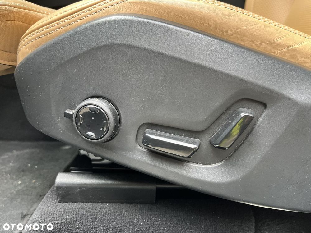 Volvo XC 60 - 15