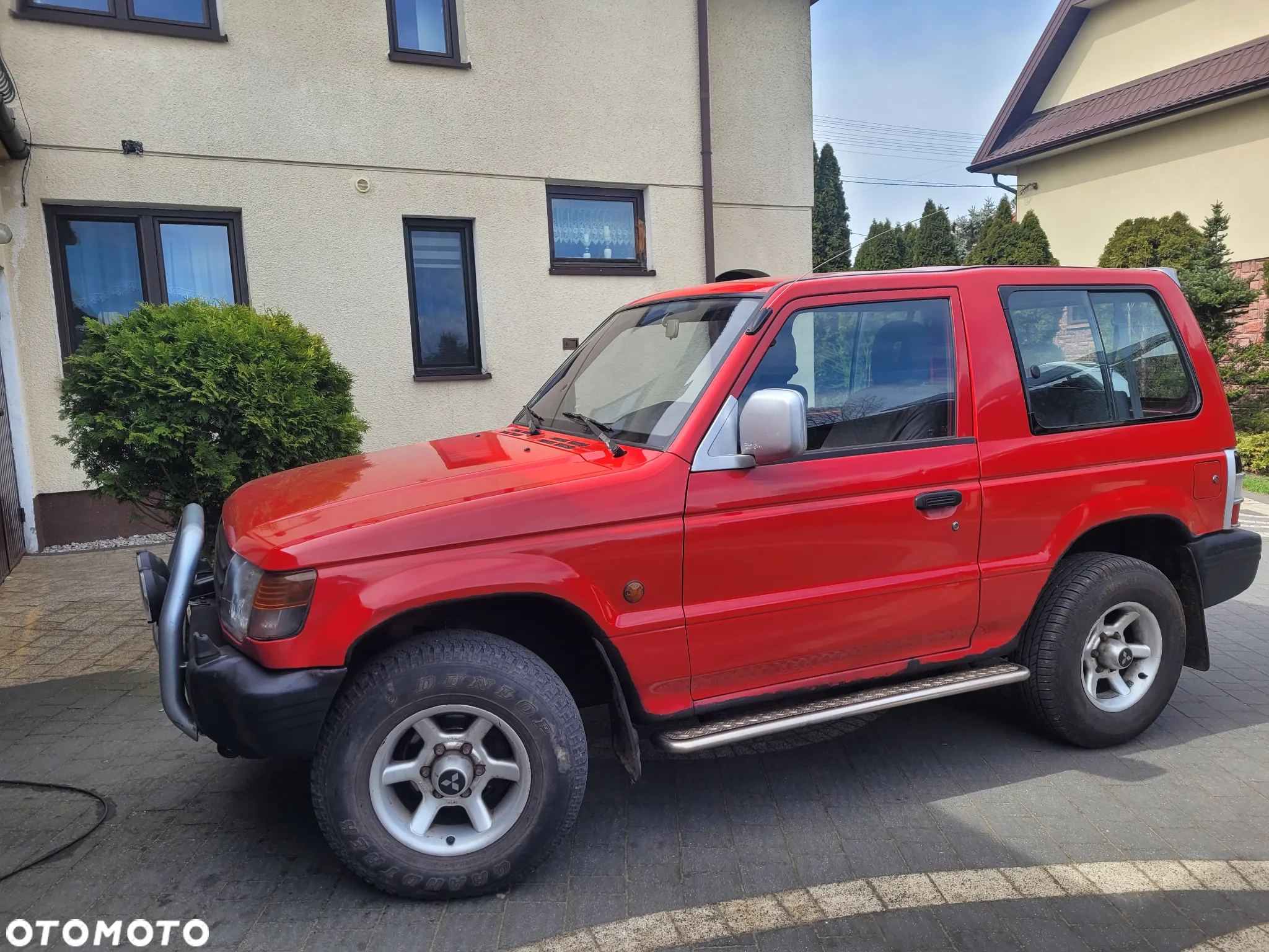 Mitsubishi Pajero - 2
