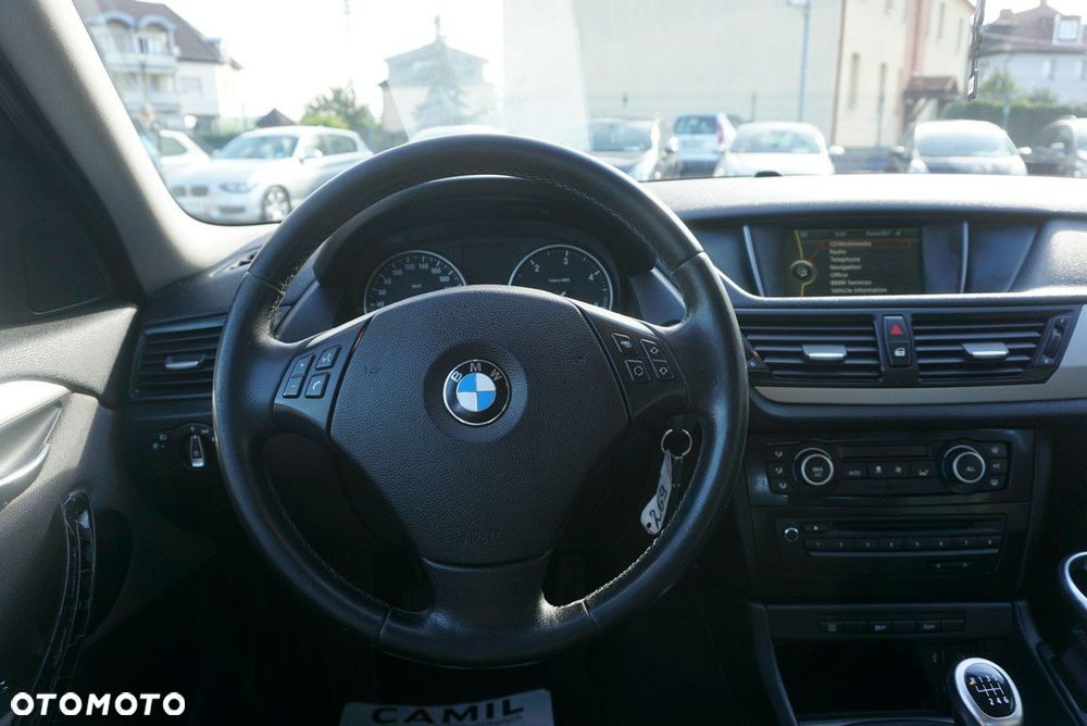 BMW X1 - 10