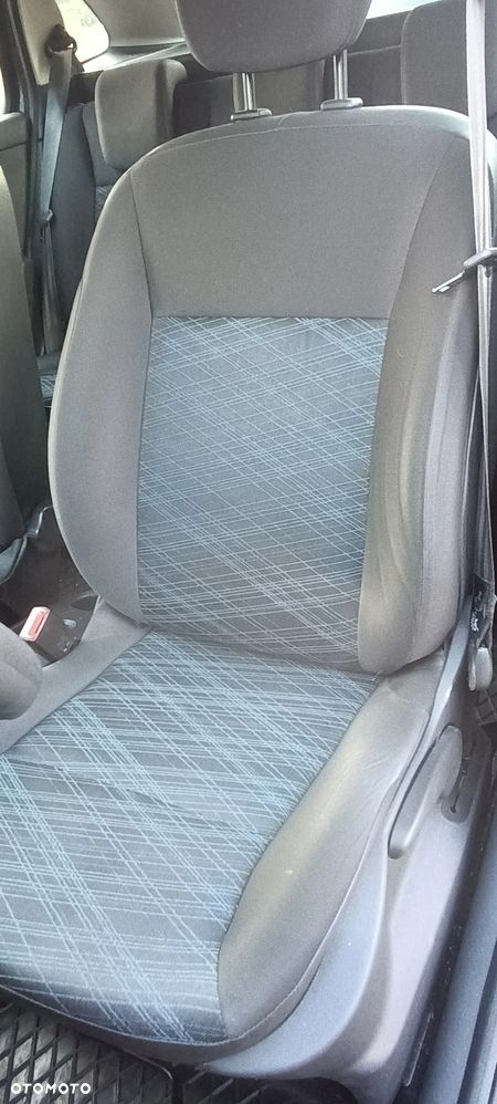 Renault Clio 1.5 dCi Alize - 12