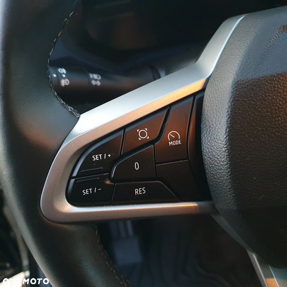 Dacia Duster 1.6 Full Hybrid 140 Journey+ MMT - 14