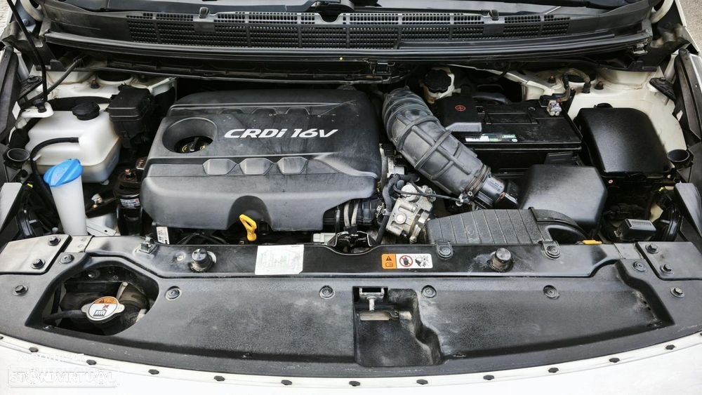 Kia Carens 1.7 CRDi ISG TX Aut. - 27