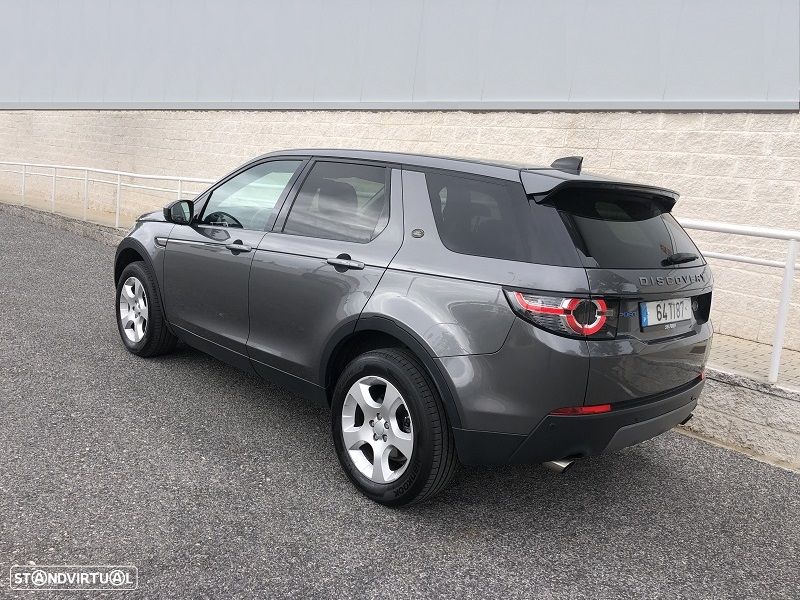 Land Rover Discovery Sport 2017 photo 4