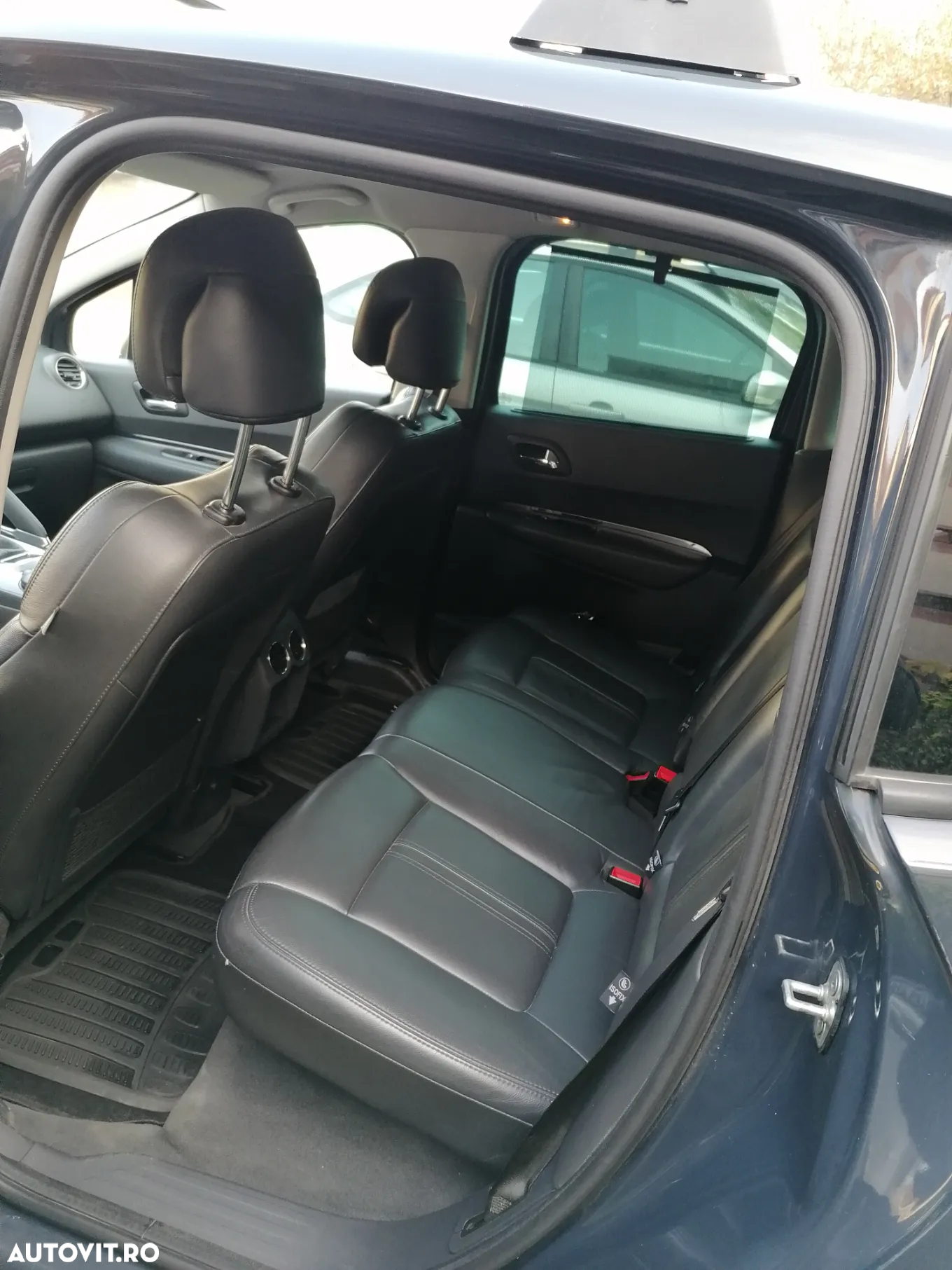Peugeot 3008 2.0 HDI Premium Pack - 6