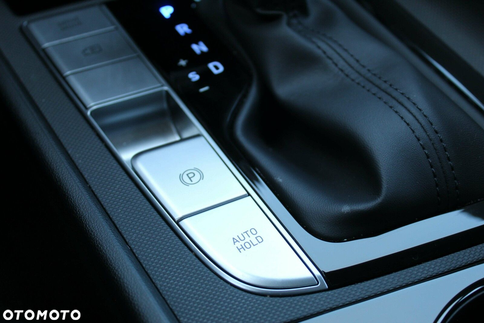 Hyundai Elantra 1.6 Smart CVT - 12