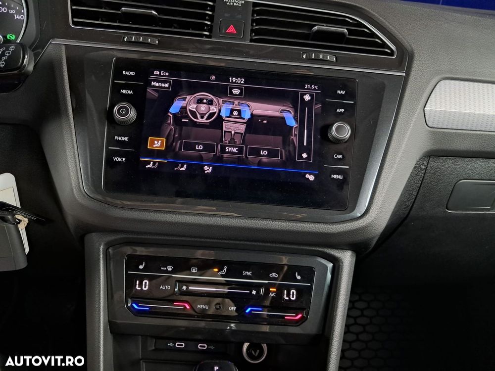 Volkswagen Tiguan - 20