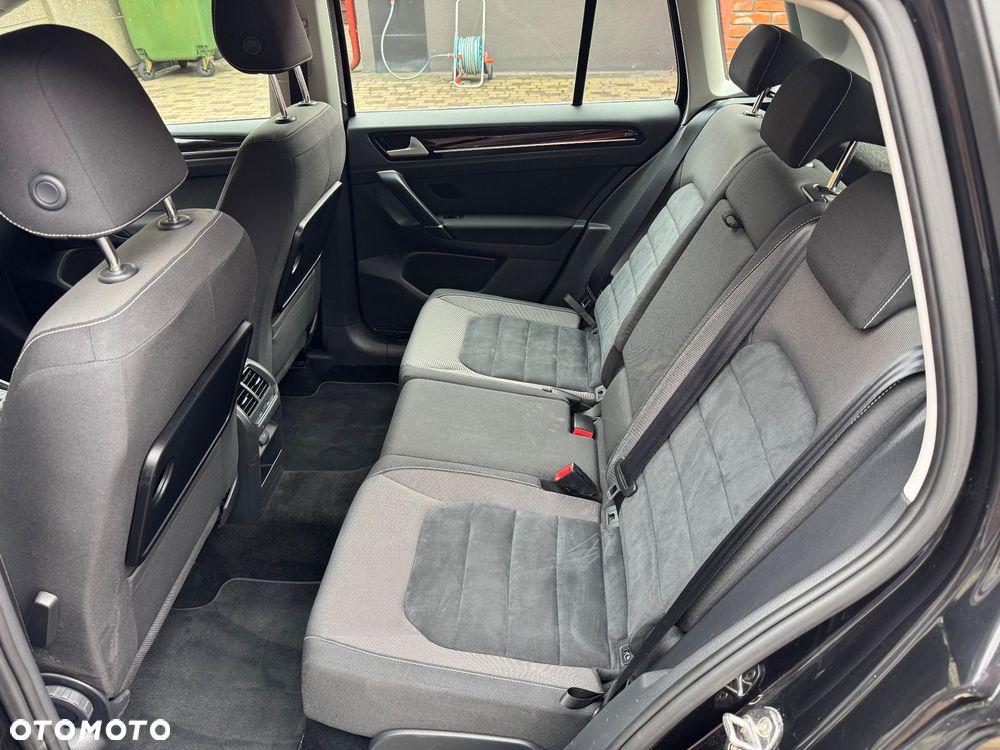 Volkswagen Golf Sportsvan 1.4 TSI (BlueMotion Technology) DSG Highline - 20