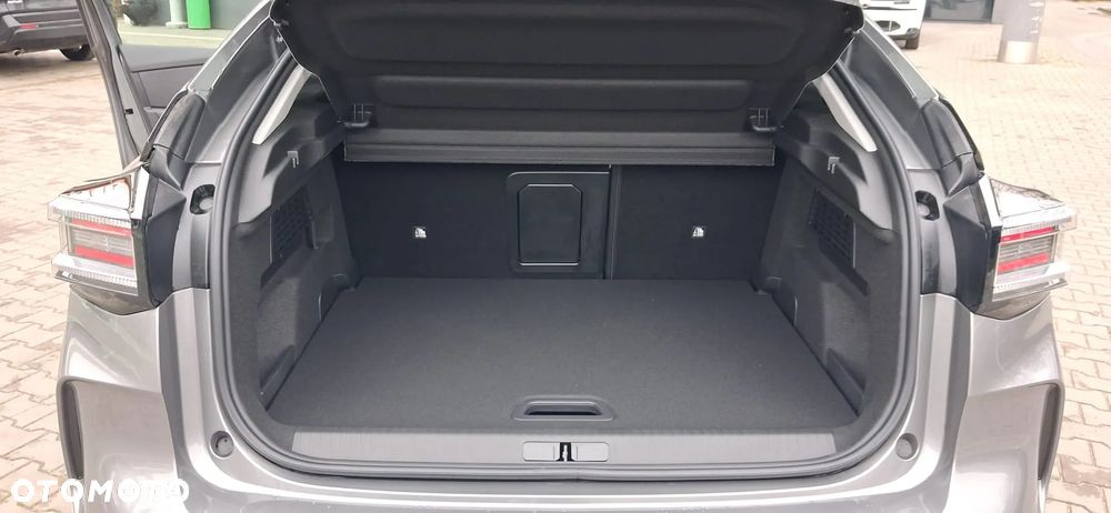 Citroën C4 1.2 mHEV Max eDCT6 - 19