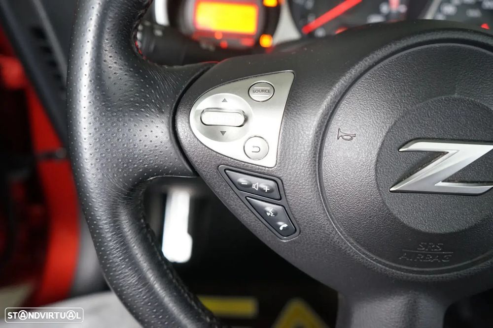 Nissan 370 Z - 26