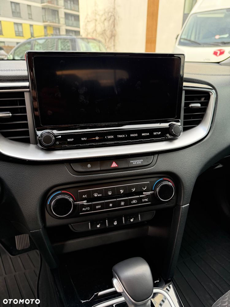 Kia Ceed 1.5 T-GDI L DCT - 10