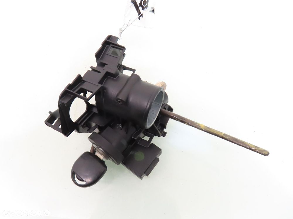 STACYJKA OPEL ZAFIRA A 90589313 90589389 24413106 - 4